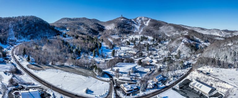Top 7 Spectacular Ski Escapes Near Hendersonville & Asheville: A Winter Wonderland Guide