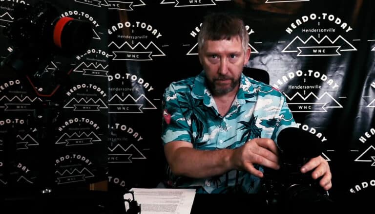 Michael Sundbug discussing Microphones